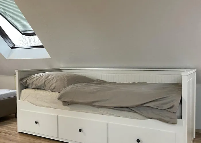 Einzel-apartment Oberkassel 3*